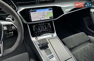 Універсал Audi RS6 2021 в 