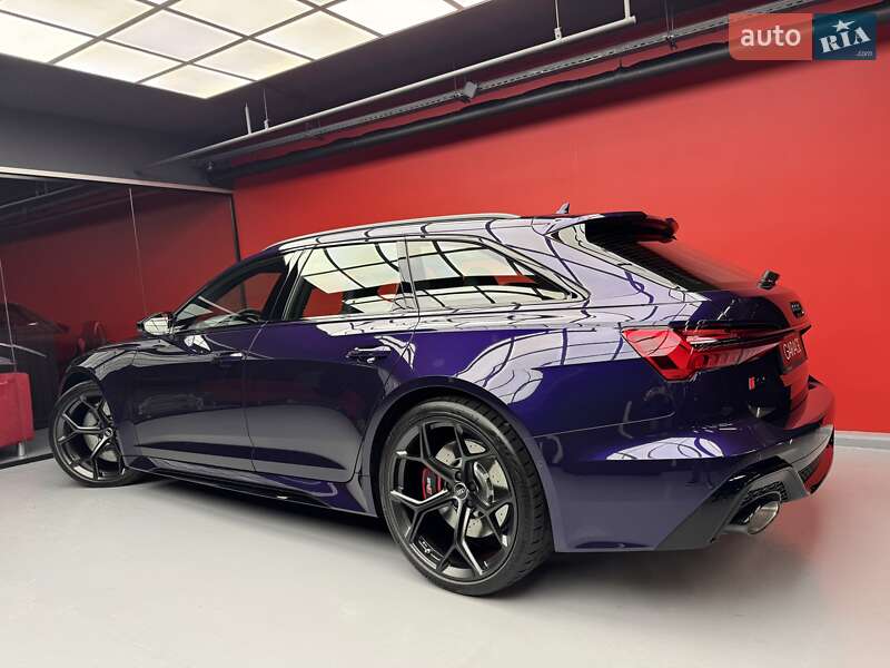 Универсал Audi RS6 2025 в Киеве