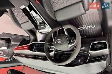 Универсал Audi RS6 2025 в 