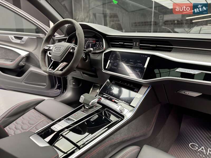 Универсал Audi RS6 2025 в Киеве
