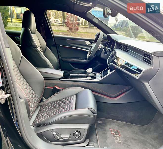 Универсал Audi RS6 2021 в Киеве