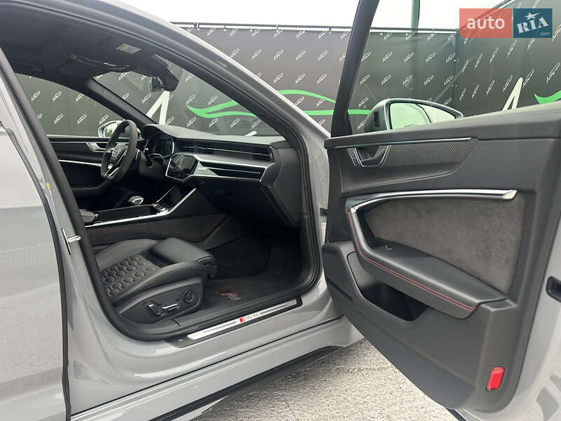 Універсал Audi RS6 2020 в Києві фото 6 Універсал Audi RS6 2020 в Києві