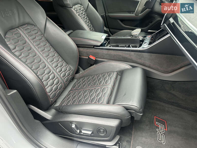 Універсал Audi RS6 2020 в Києві фото 9 Універсал Audi RS6 2020 в Києві