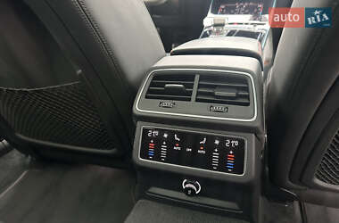 Універсал Audi RS6 2020 в Києві фото 12 Універсал Audi RS6 2020 в Києві