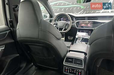 Універсал Audi RS6 2020 в Києві фото 13 Універсал Audi RS6 2020 в Києві