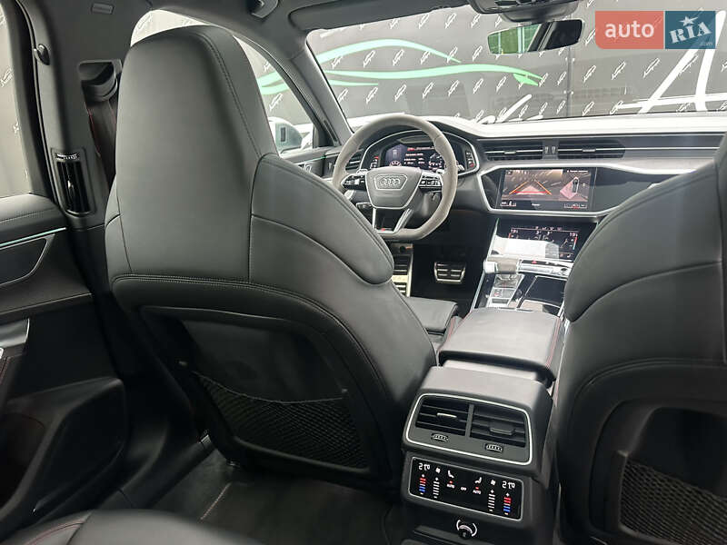 Універсал Audi RS6 2020 в Києві фото 13 Універсал Audi RS6 2020 в Києві