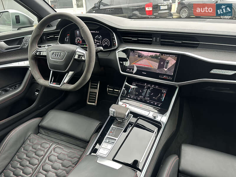 Універсал Audi RS6 2020 в Києві фото 14 Універсал Audi RS6 2020 в Києві