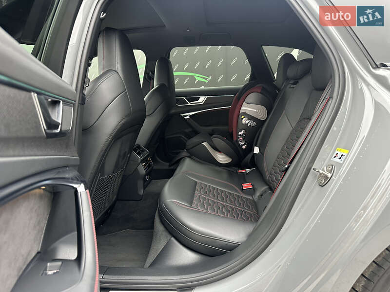 Універсал Audi RS6 2020 в Києві фото 31 Універсал Audi RS6 2020 в Києві