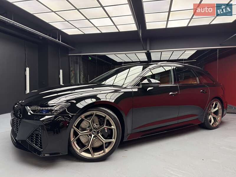 Универсал Audi RS6 2025 в Киеве