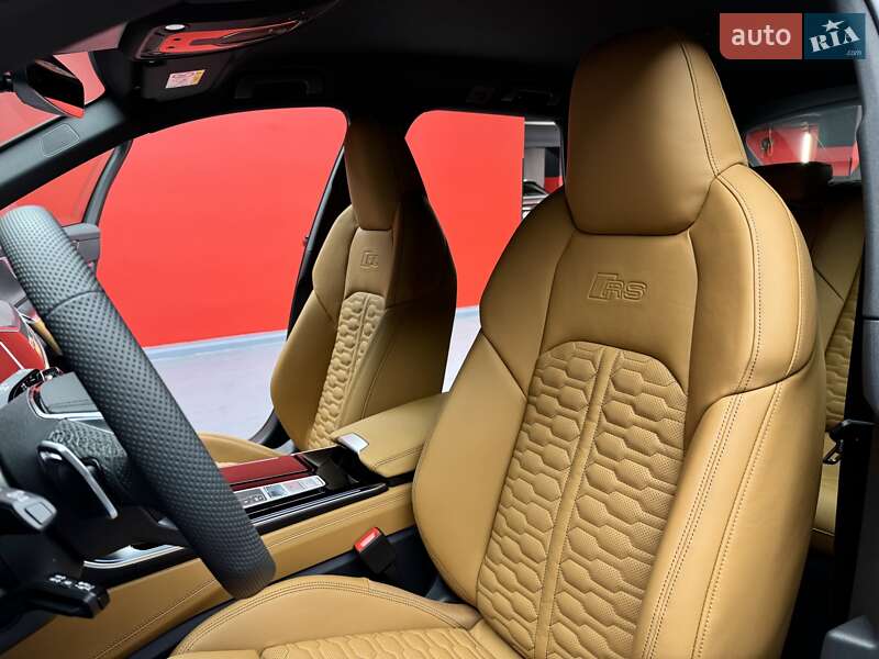 Универсал Audi RS6 2025 в Киеве
