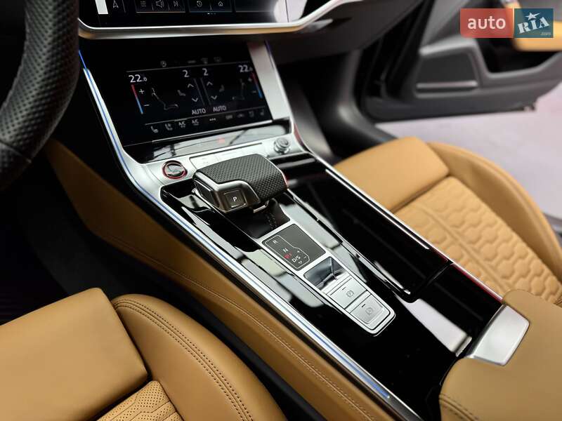 Универсал Audi RS6 2025 в Киеве