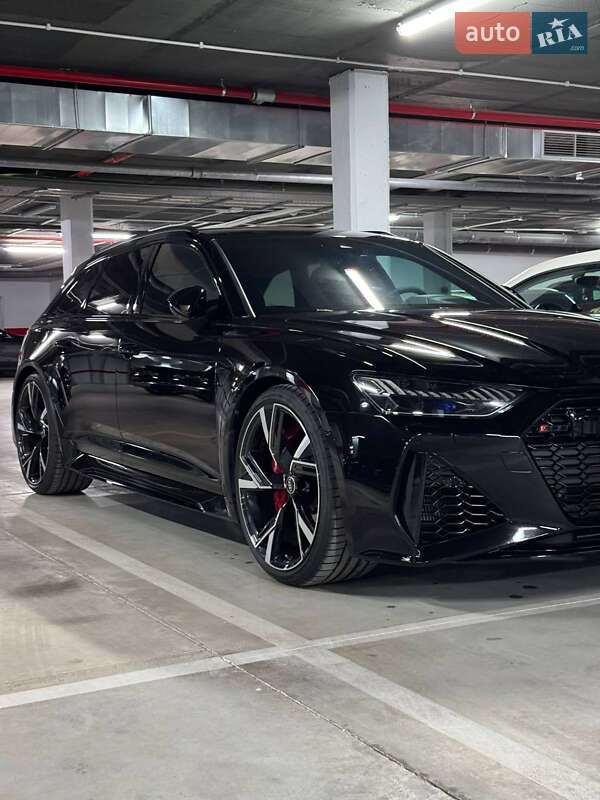 Универсал Audi RS6 2021 в Киеве