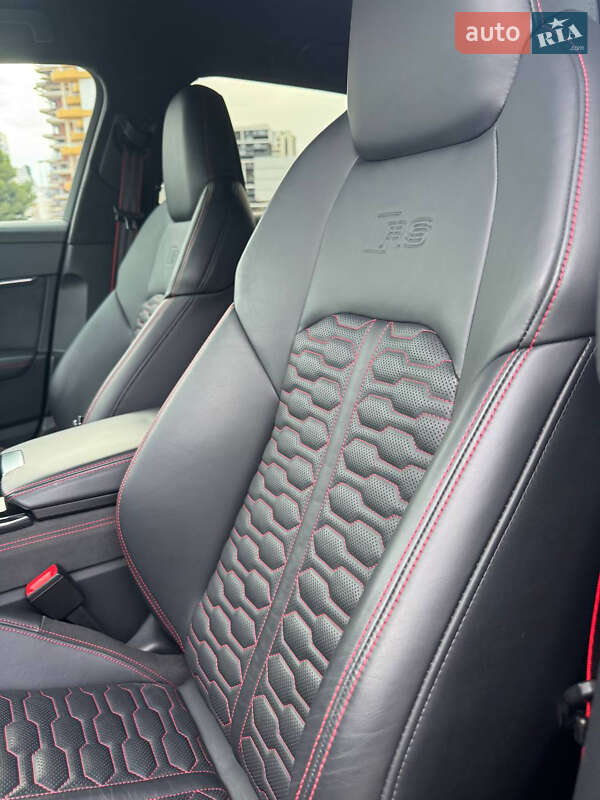 Универсал Audi RS6 2021 в Киеве