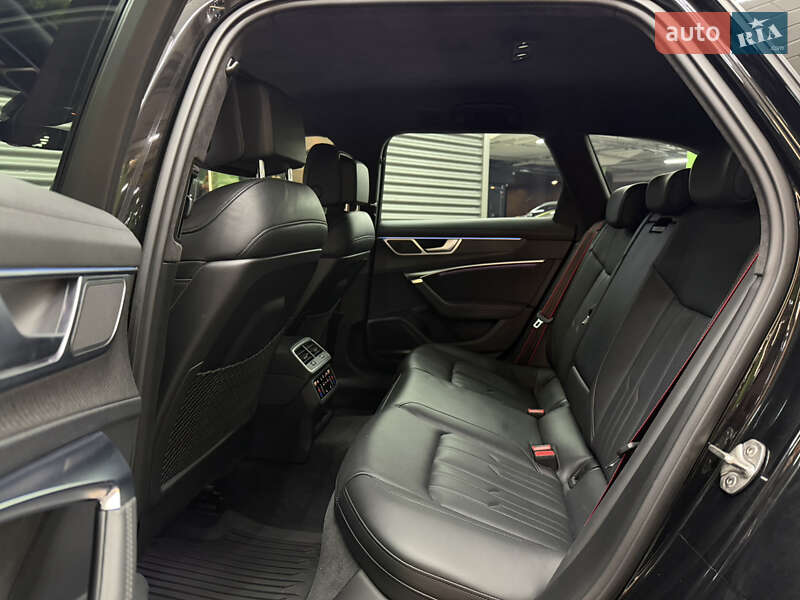 Универсал Audi RS6 2021 в Киеве