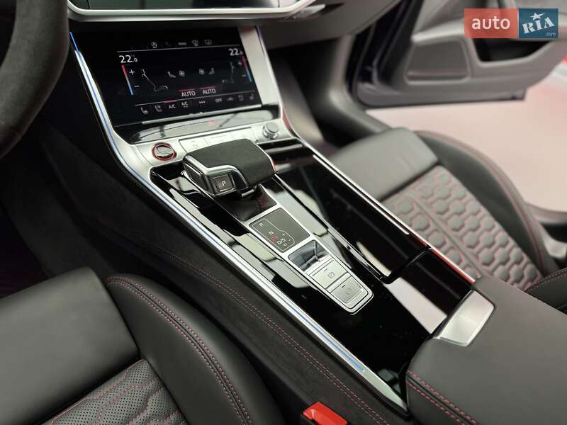 Универсал Audi RS6 2025 в Киеве