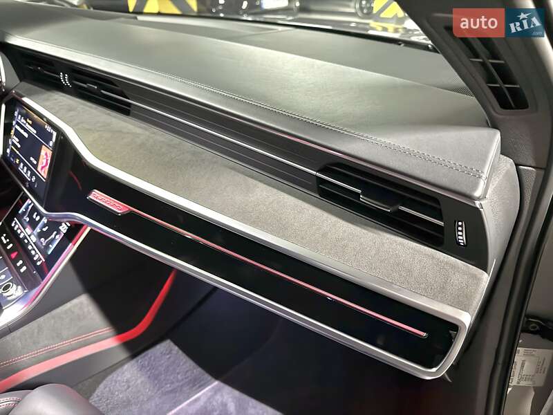 Универсал Audi RS6 2024 в Днепре