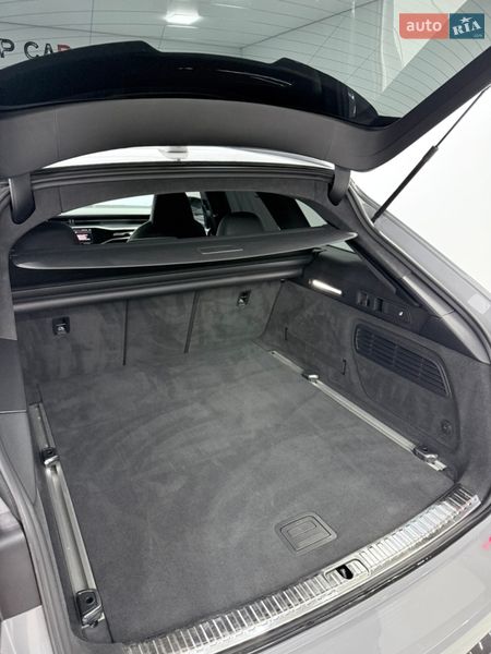 Универсал Audi RS6 2020 в Одессе
