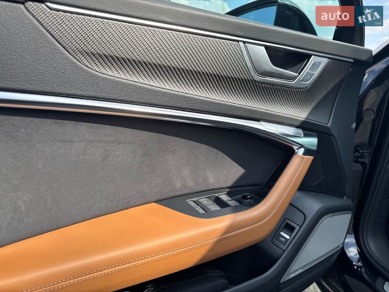 Универсал Audi RS6 2024 в Киеве