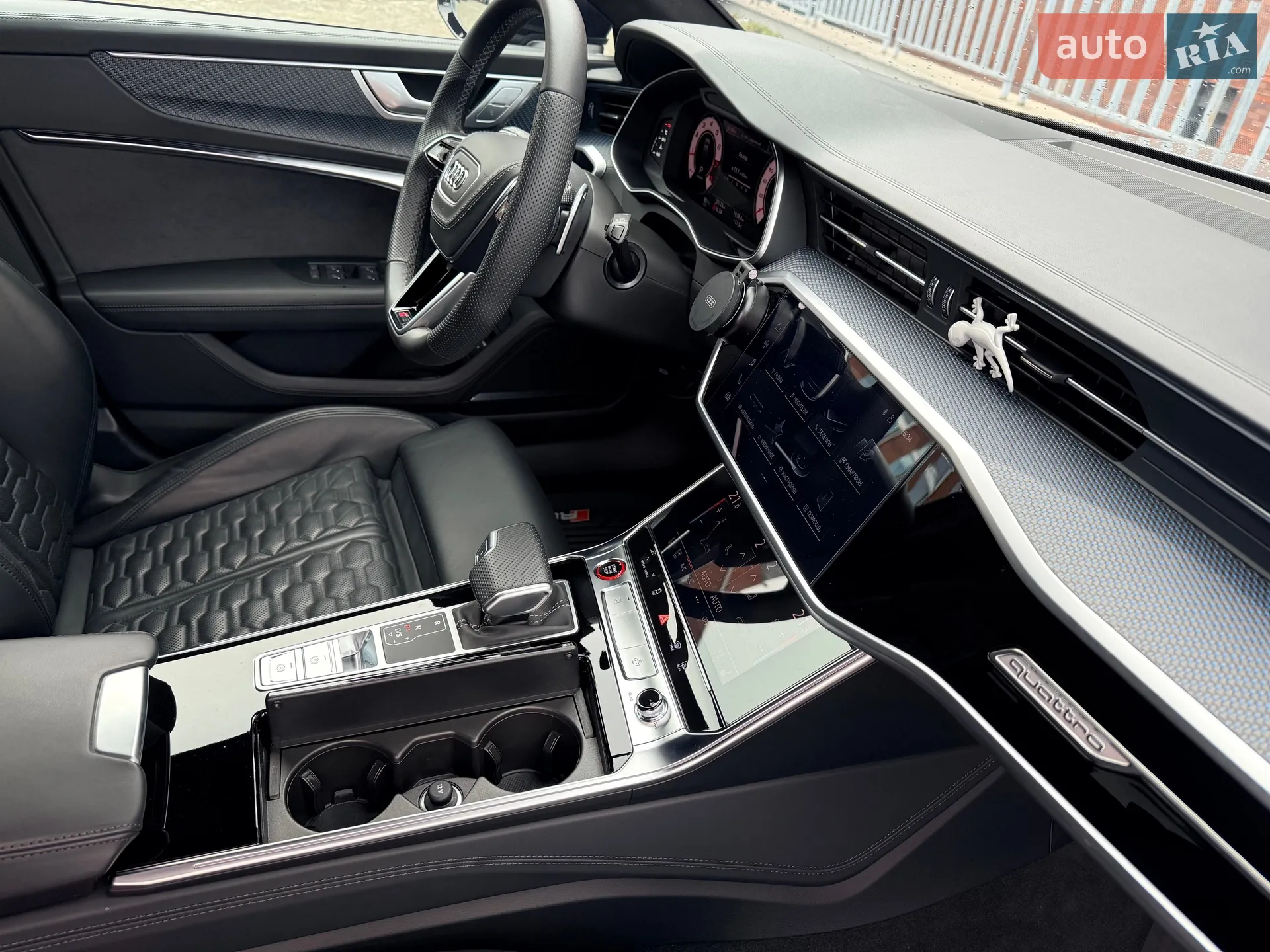 2024 Audi RS6 - мініатюра 24