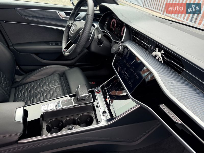 Універсал Audi RS6 2024 в Дніпрі