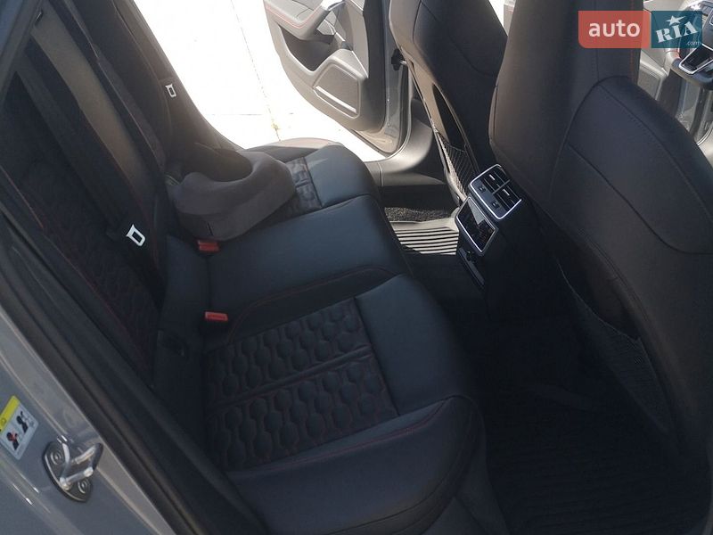 Универсал Audi RS6 2025 в Кривом Роге