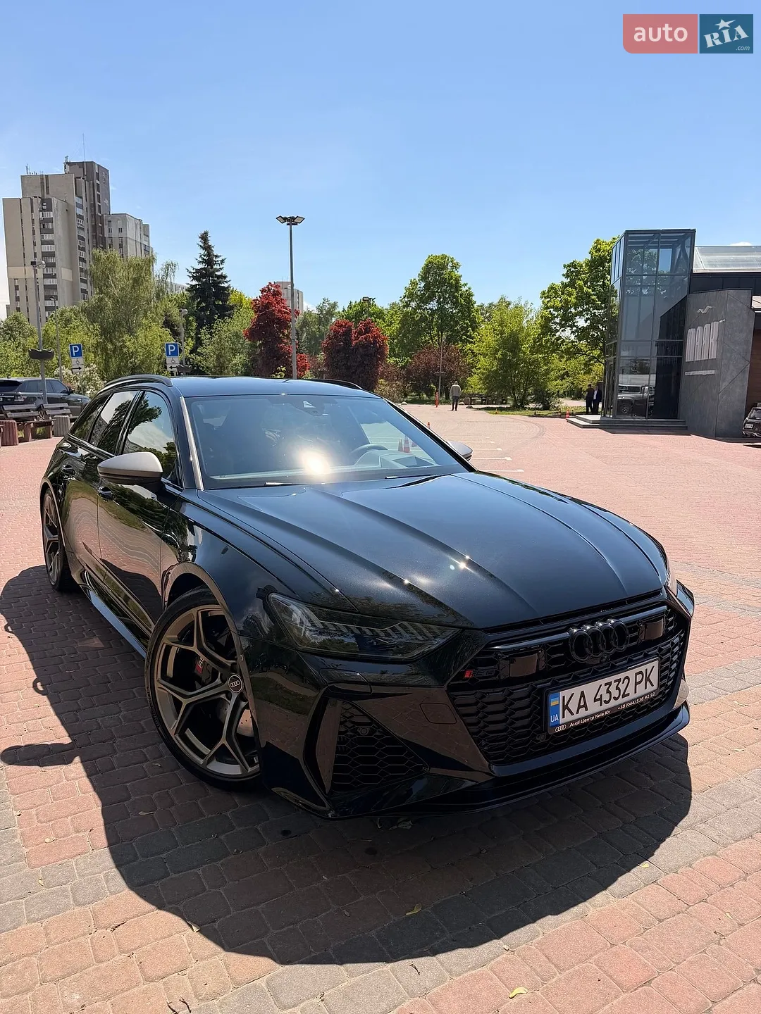 2025 Audi RS6 - мініатюра 12