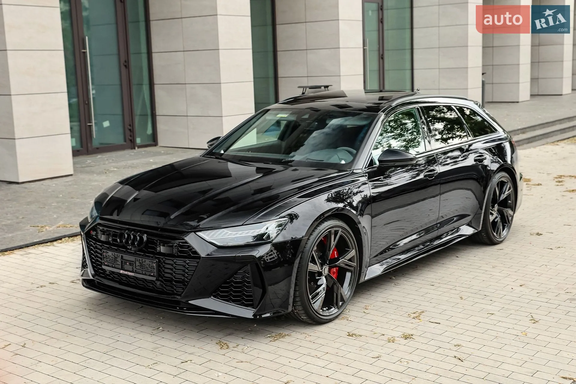 2025 Audi RS6 - фото 1