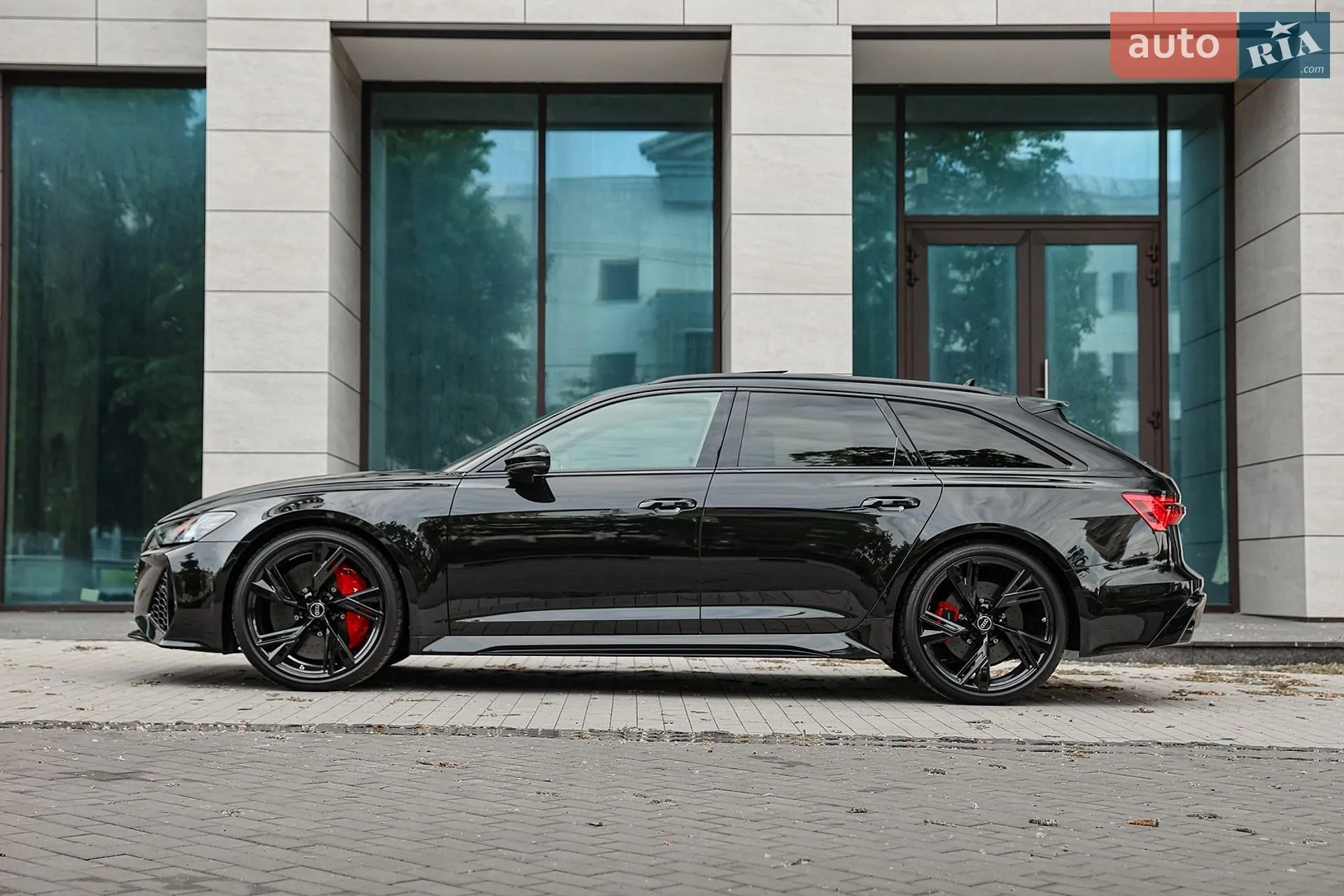 2025 Audi RS6 - мініатюра 8