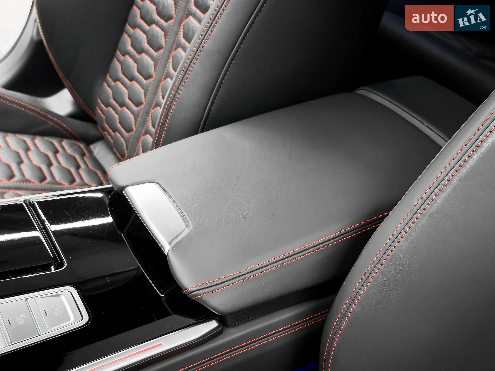 2024 Audi RS6 - мініатюра 38