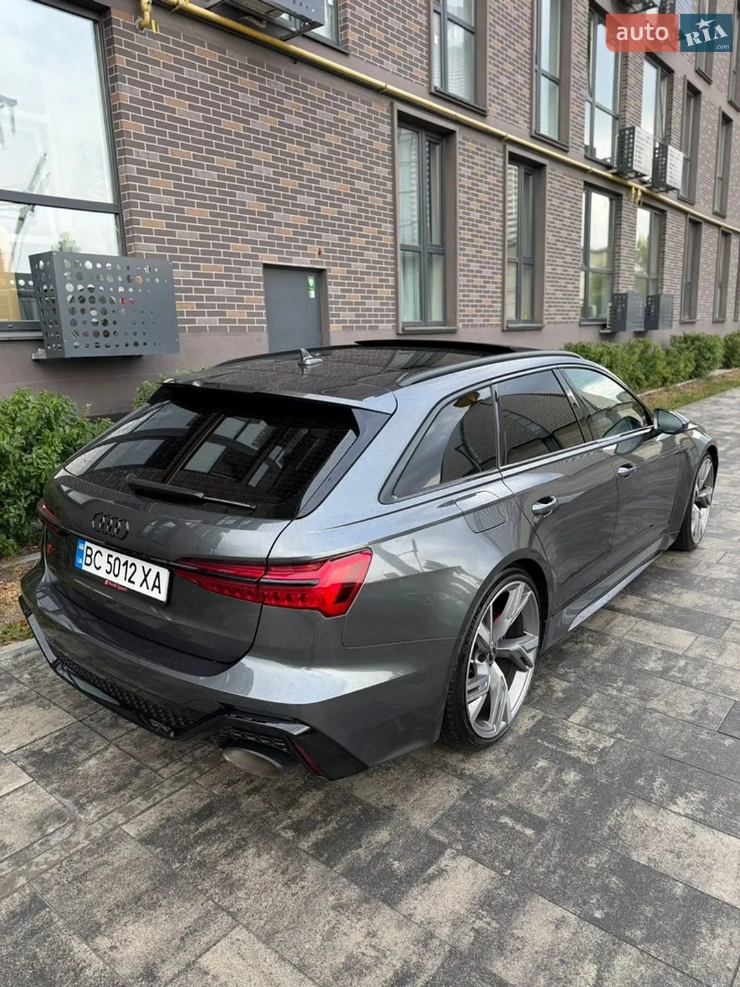 2023 Audi RS6 - мініатюра 12