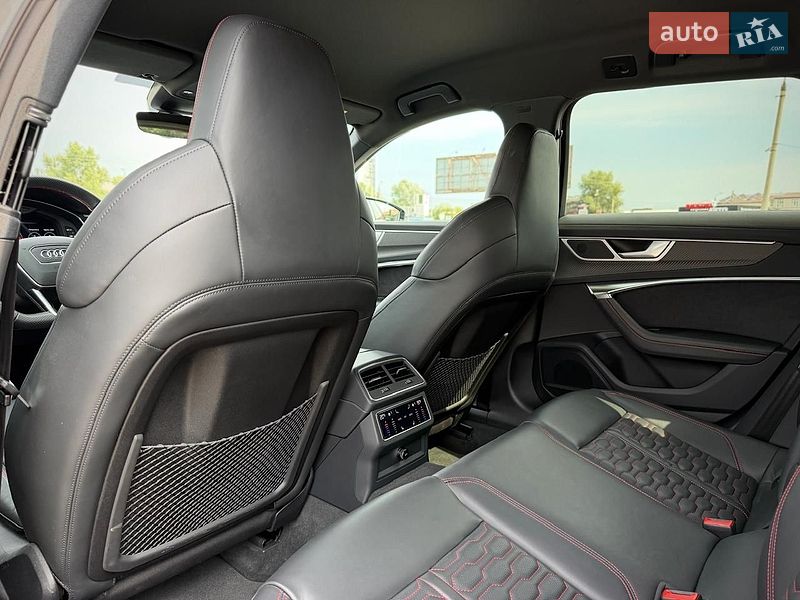 Универсал Audi RS6 2025 в Киеве