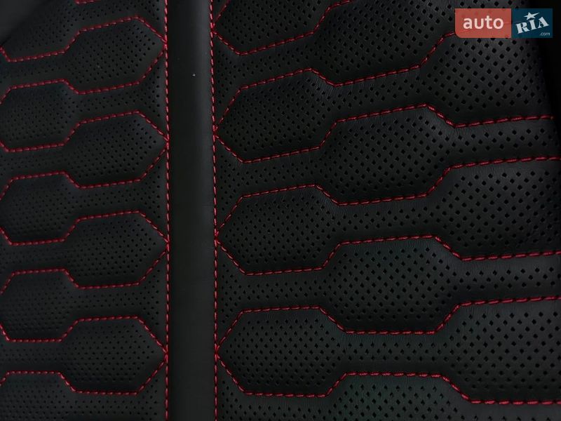 Универсал Audi RS6 2025 в Киеве