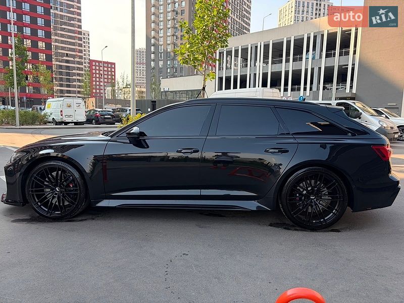 Универсал Audi RS6 2025 в Киеве