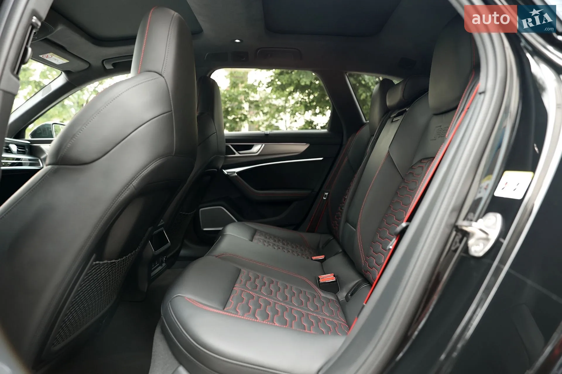 2025 Audi RS6 - мініатюра 22
