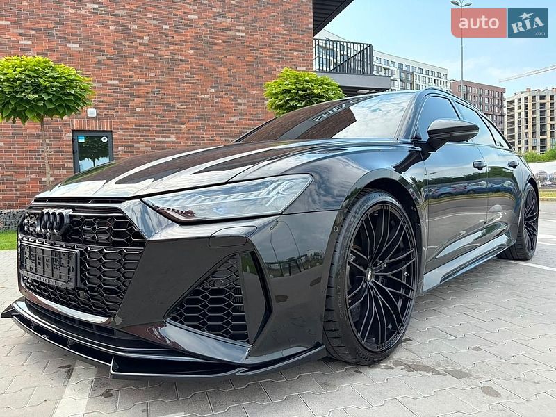Универсал Audi RS6 2026 в Киеве