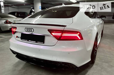 Седан Audi RS7 Sportback 2015 в Киеве