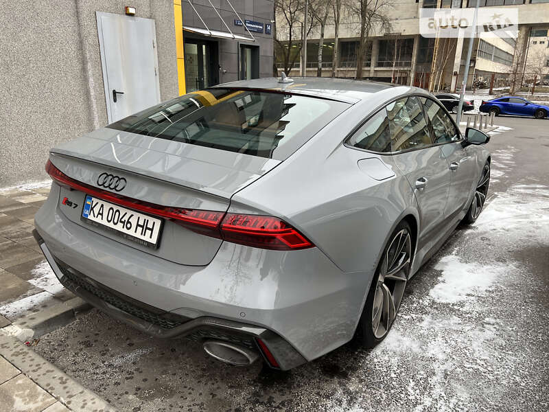 Лифтбек Audi RS7 Sportback 2021 в Киеве