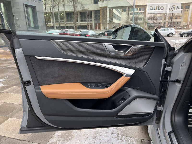 Лифтбек Audi RS7 Sportback 2021 в Киеве