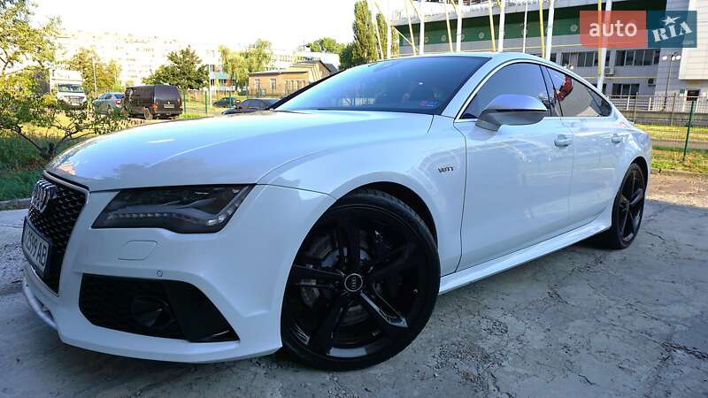 Лифтбек Audi RS7 Sportback 2014 в Киеве