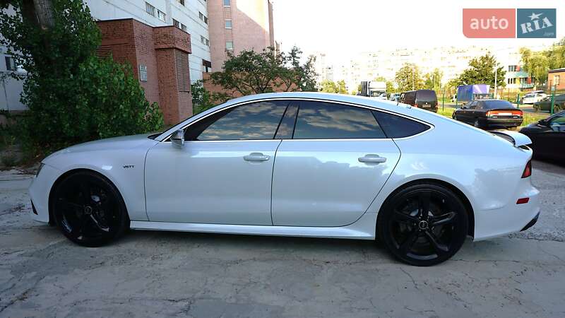 Лифтбек Audi RS7 Sportback 2014 в Киеве