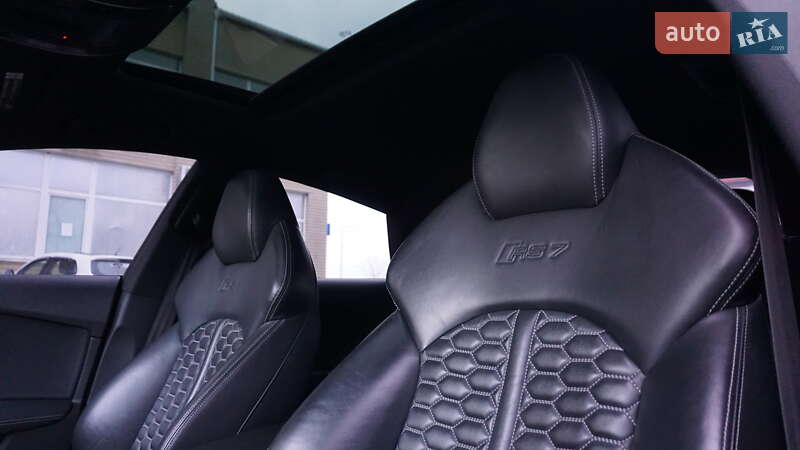 Лифтбек Audi RS7 Sportback 2014 в Киеве