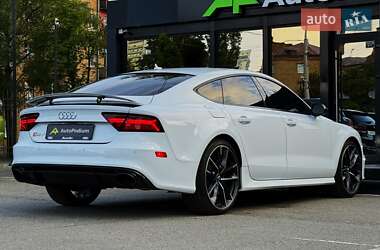 Лифтбек Audi RS7 Sportback 2016 в 