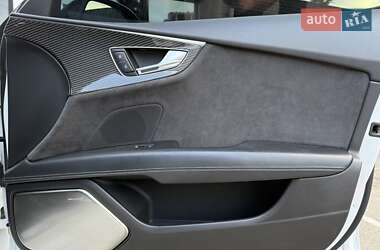 Лифтбек Audi RS7 Sportback 2016 в 