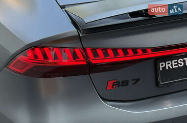 Лифтбек Audi RS7 Sportback 2021 в 