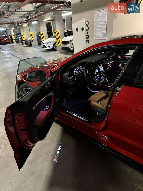 Ліфтбек Audi RS7 Sportback 2021 в Києві фото 9 Ліфтбек Audi RS7 Sportback 2021 в Києві