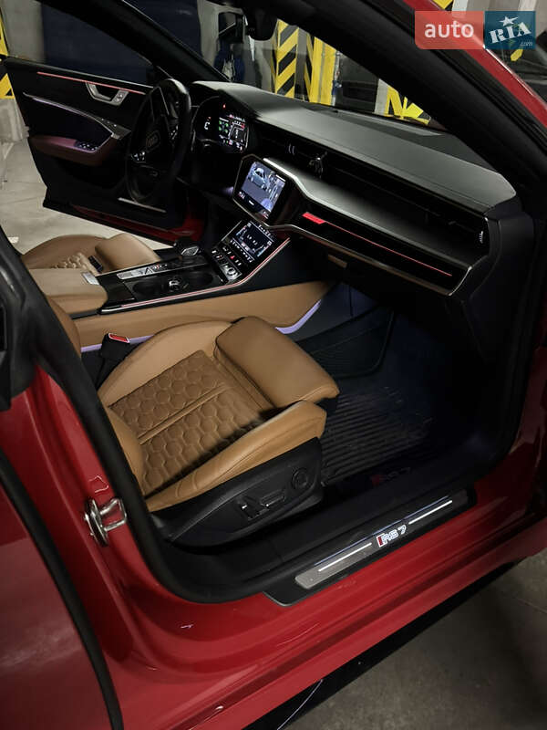 Ліфтбек Audi RS7 Sportback 2021 в Києві фото 13 Ліфтбек Audi RS7 Sportback 2021 в Києві
