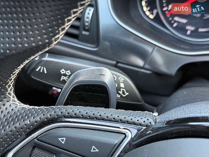 Лифтбек Audi RS7 Sportback 2016 в Киеве фото 51 Лифтбек Audi RS7 Sportback 2016 в Киеве