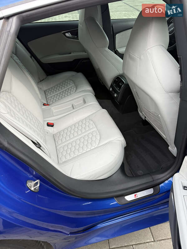 Лифтбек Audi RS7 Sportback 2016 в Ужгороде