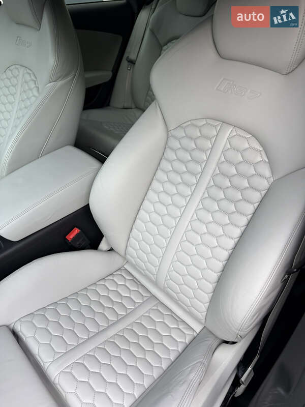 Лифтбек Audi RS7 Sportback 2016 в Ужгороде