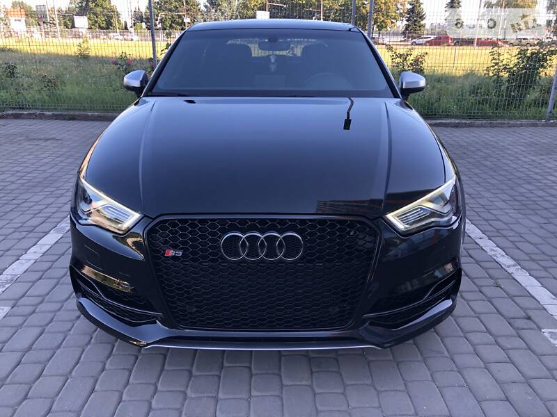Седан Audi S3 2016 в Днепре